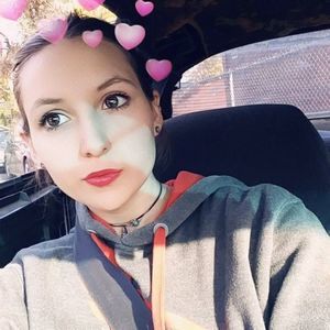 Meet your Posher, Stacy